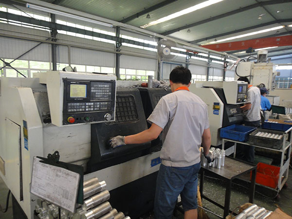 精密的加工设备